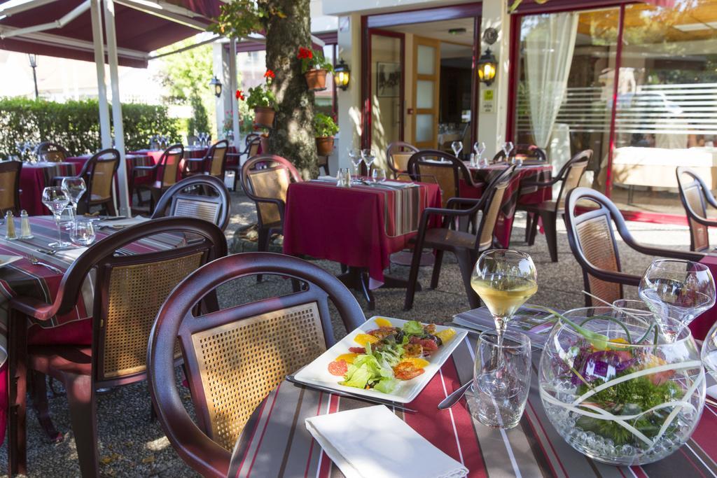 Auberge De La Terrasse Villersexel Εξωτερικό φωτογραφία