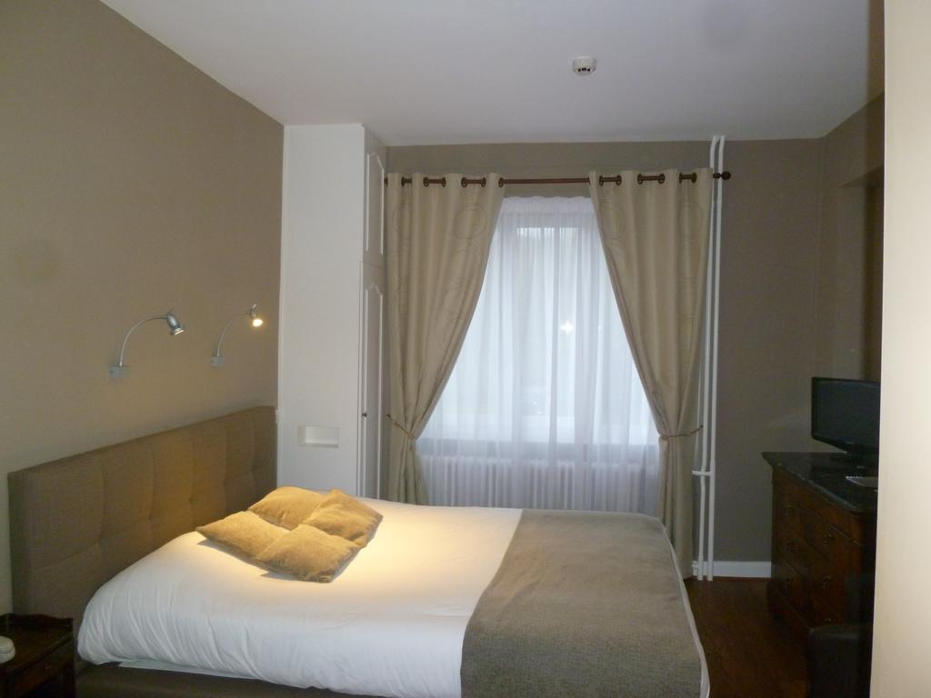Auberge De La Terrasse Villersexel Εξωτερικό φωτογραφία