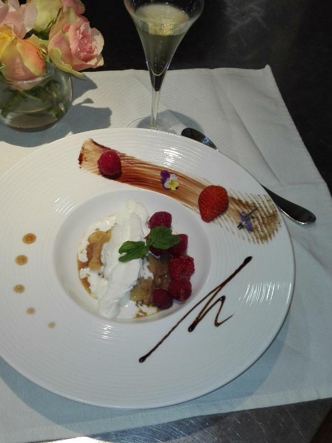 Auberge De La Terrasse Villersexel Εξωτερικό φωτογραφία